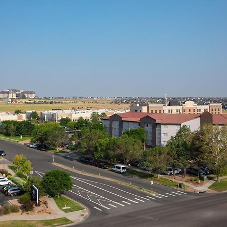 Courtyard By Marriott Denver Airport Hotel Exterior photo