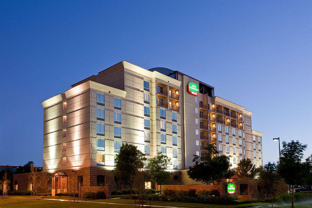 Courtyard By Marriott Denver Airport Hotel Exterior photo